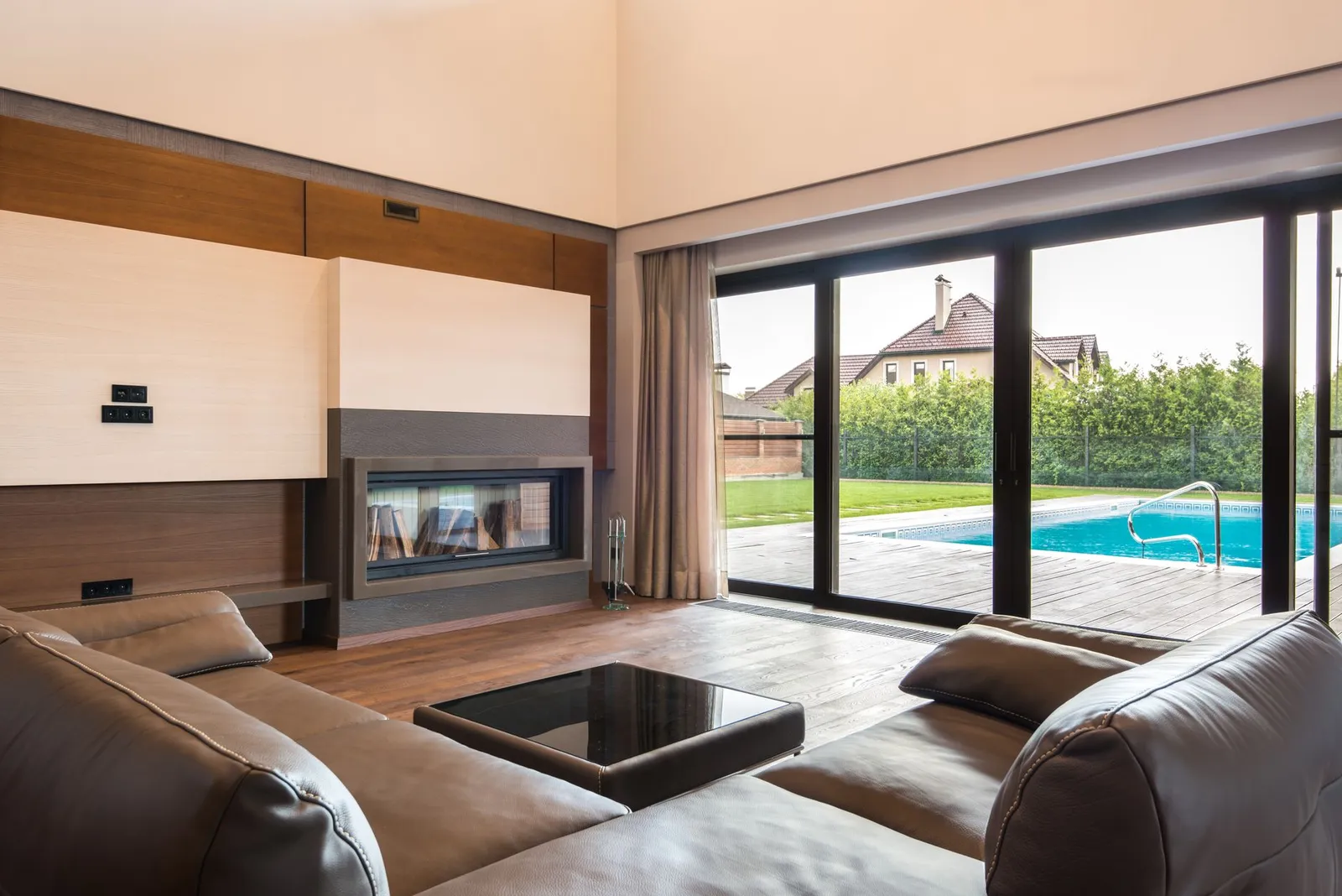 Indoor-Outdoor Living Design: Blurring the Line Between Home and Nature