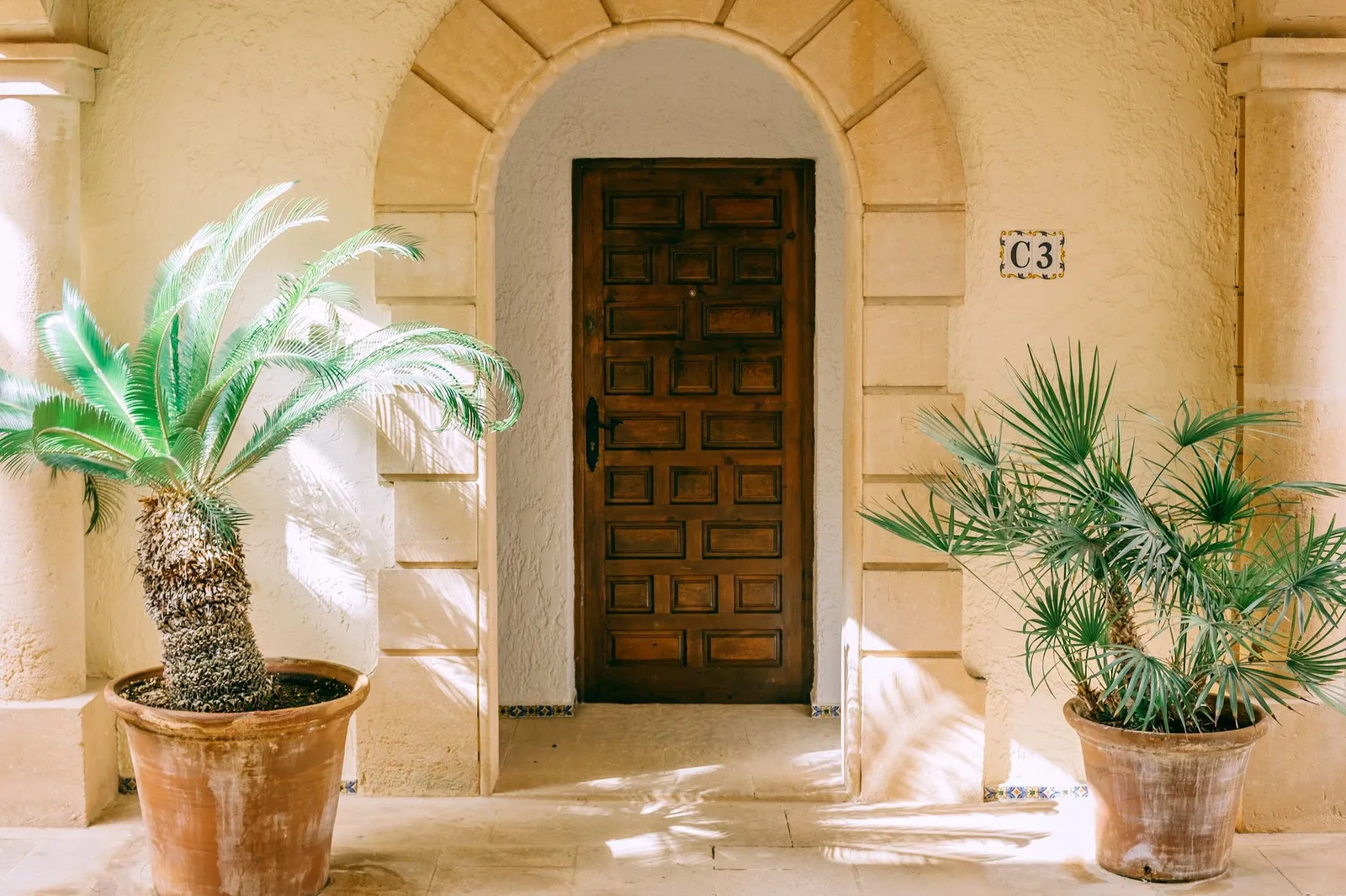 Mediterranean Interior Design: Warm & Inviting Spaces