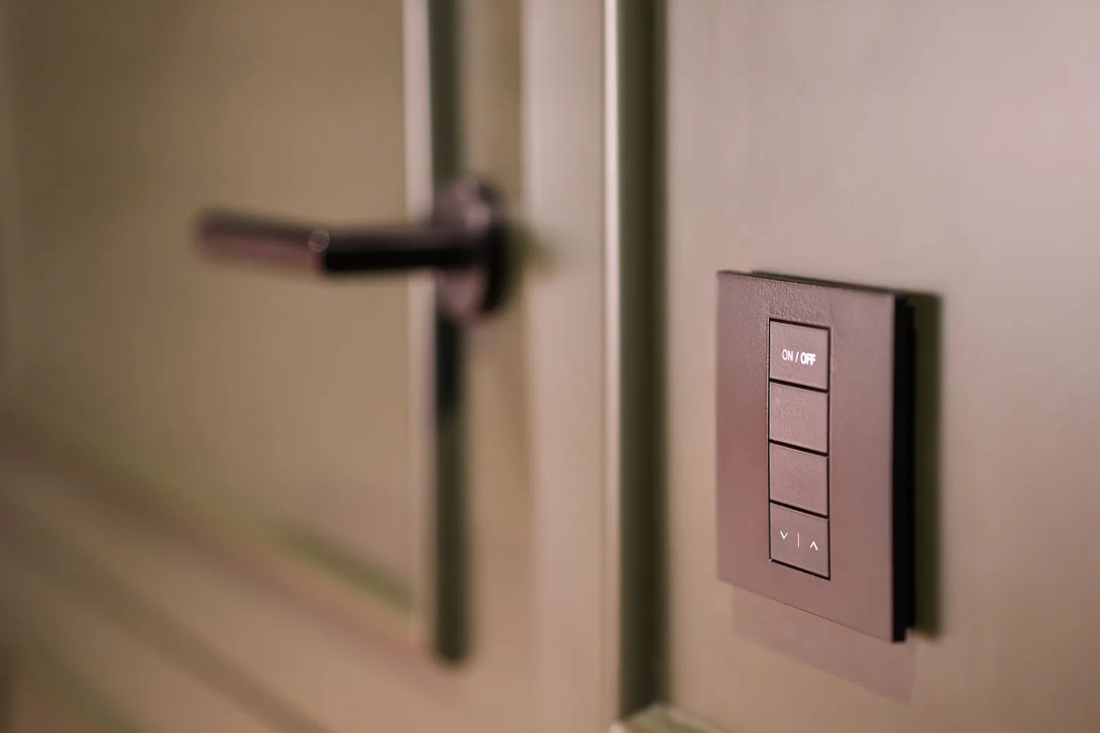 Smart Home Integration in Interior Design: Technology That Disappears